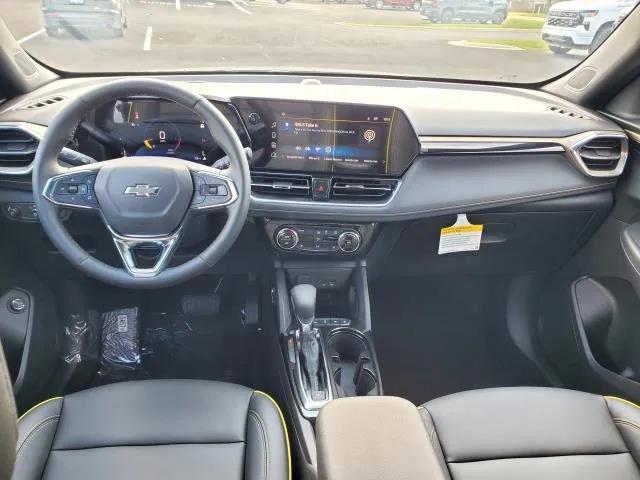 new 2025 Chevrolet TrailBlazer car, priced at $28,619