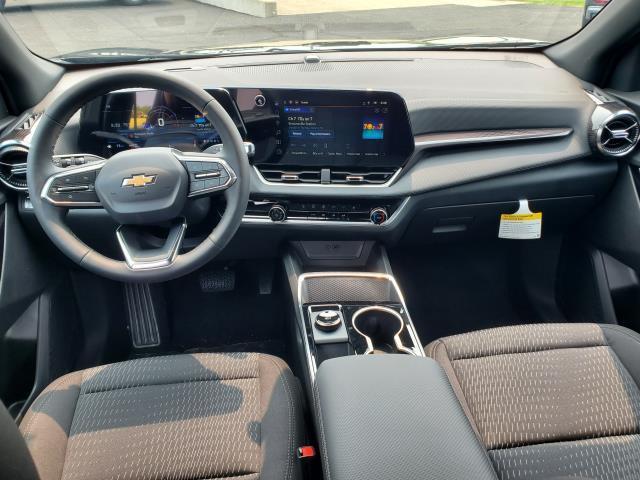 new 2026 Chevrolet Equinox car, priced at $32,595