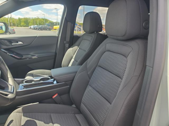 new 2025 Chevrolet Equinox car, priced at $29,720