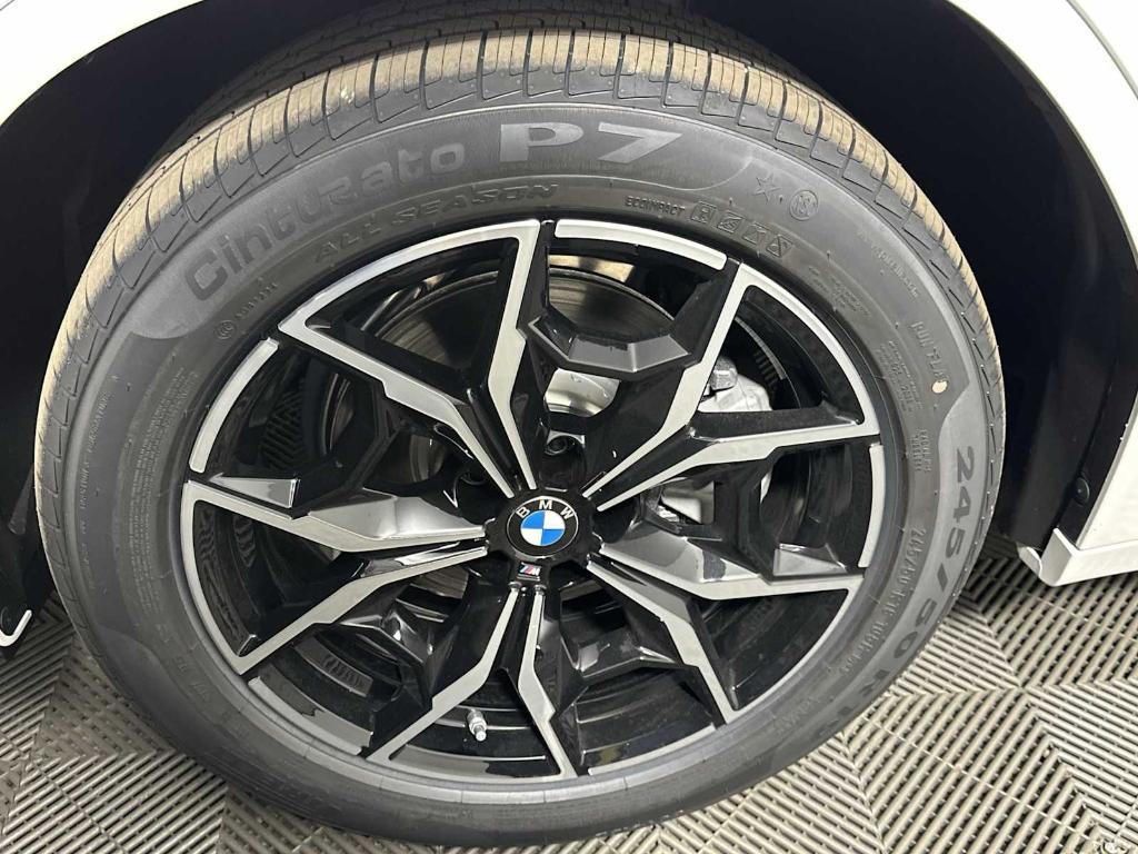 new 2025 BMW X4 car, priced at $59,975