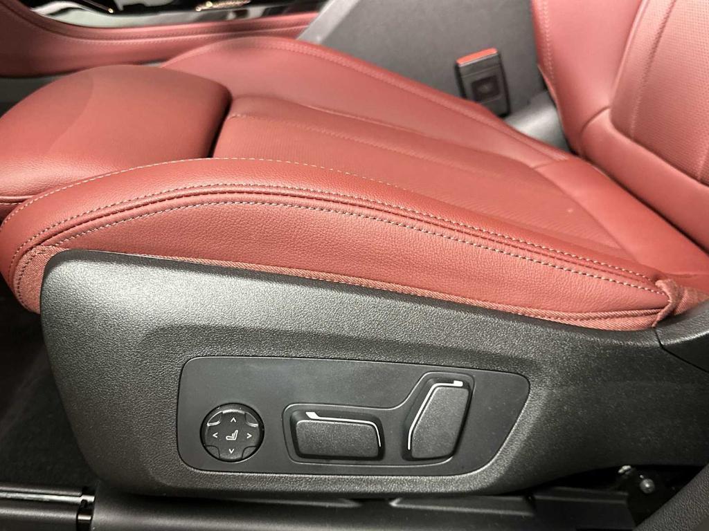new 2025 BMW X4 car, priced at $59,975