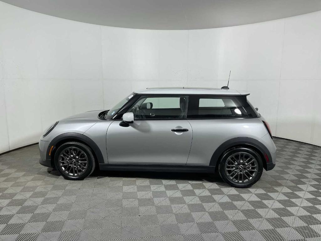 used 2025 MINI Hardtop car, priced at $32,493