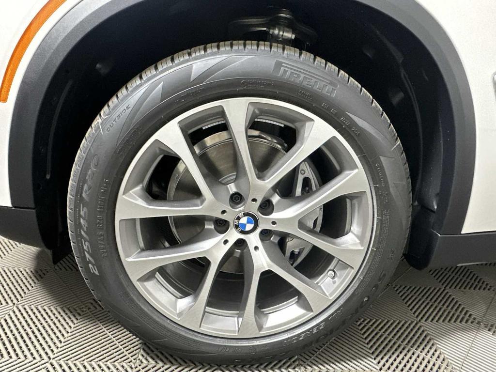 new 2026 BMW X5 car, priced at $77,925