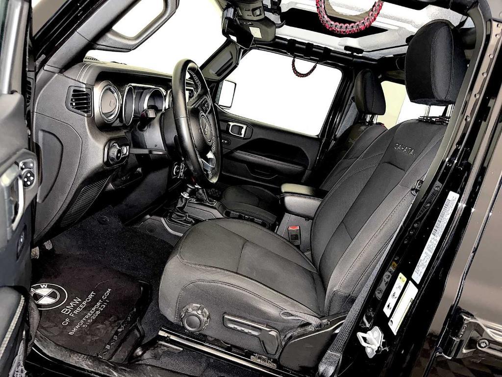 used 2018 Jeep Wrangler Unlimited car, priced at $25,998