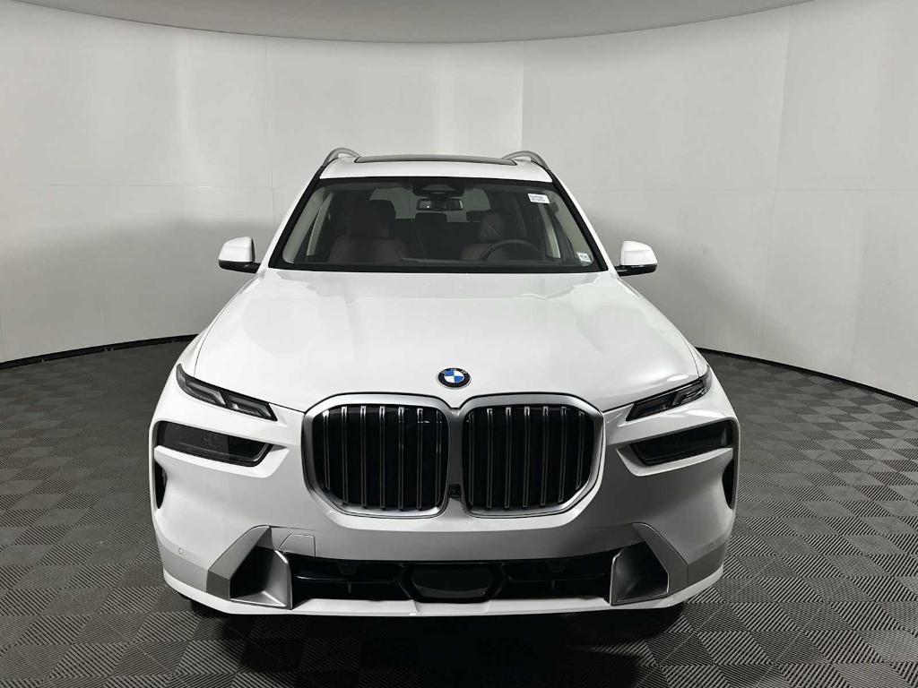 new 2026 BMW X7 car, priced at $92,175