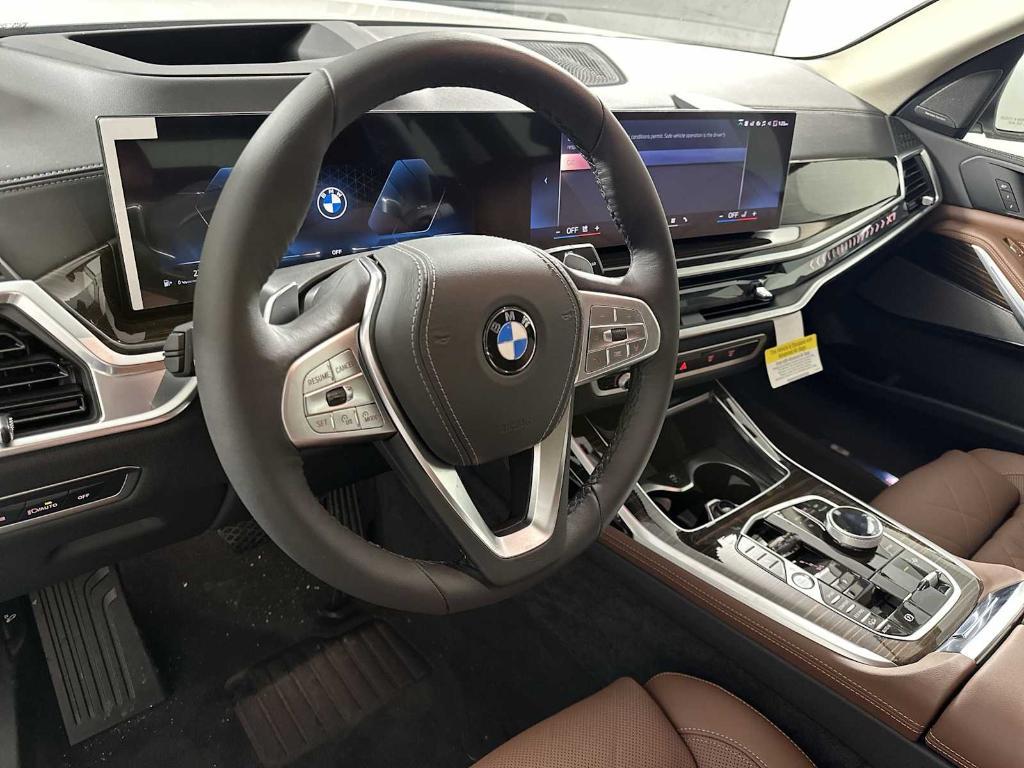 new 2026 BMW X7 car, priced at $92,175