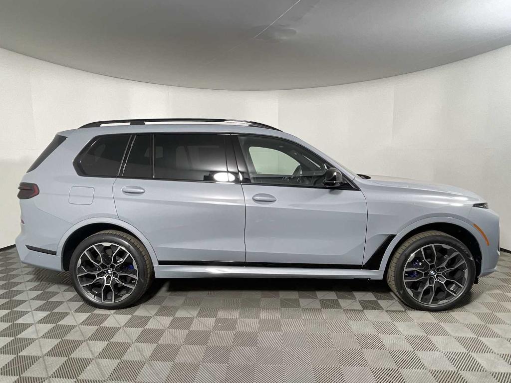 new 2025 BMW X7 car, priced at $117,375