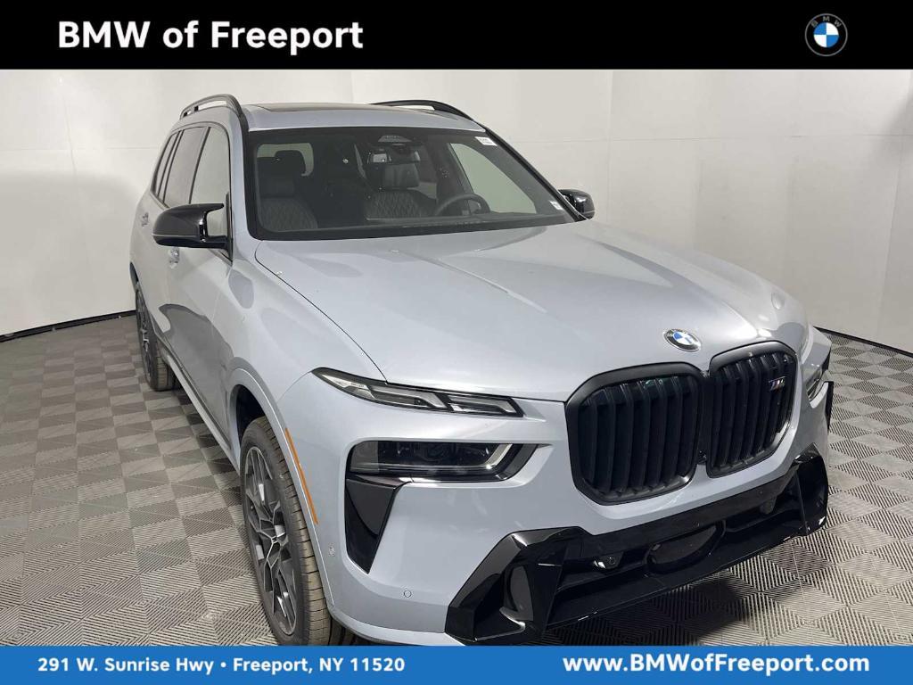 new 2025 BMW X7 car, priced at $117,375