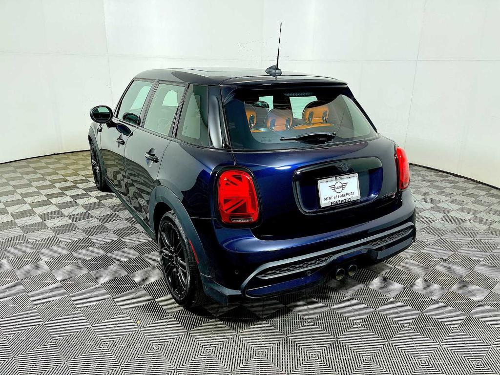 used 2023 MINI Hardtop car, priced at $27,889