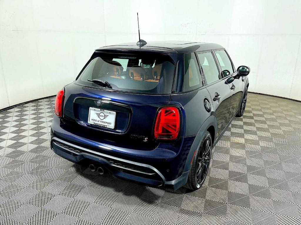 used 2023 MINI Hardtop car, priced at $27,889