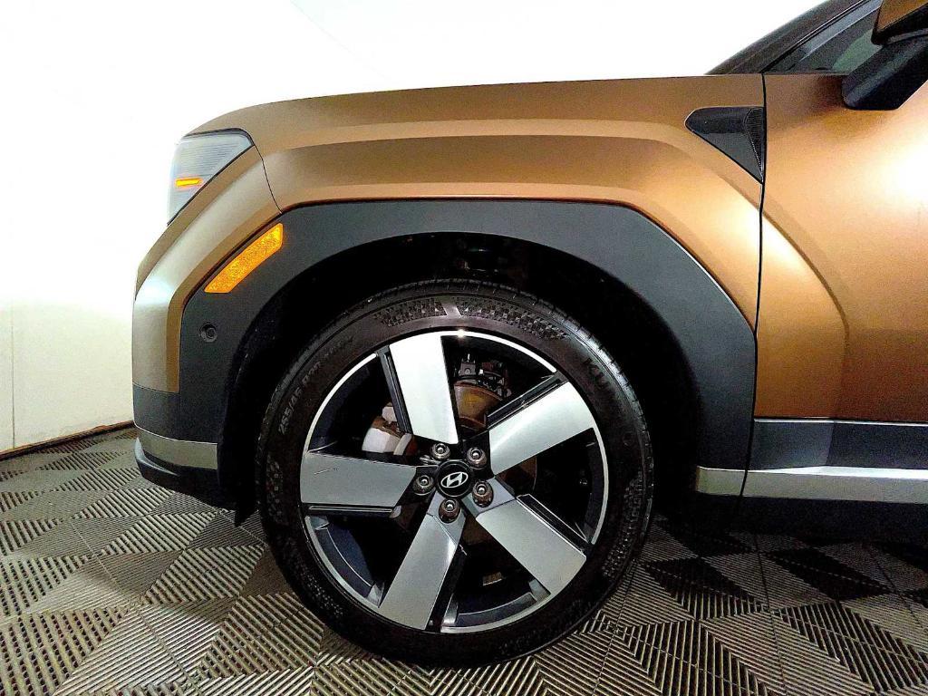 used 2025 Hyundai Santa Fe car, priced at $39,943