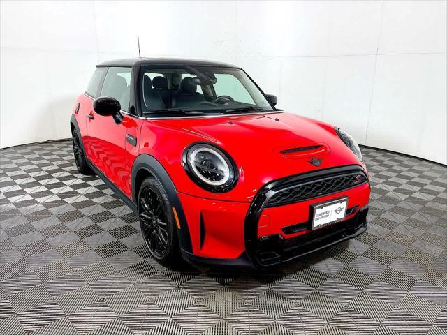 used 2024 MINI Hardtop car, priced at $31,943