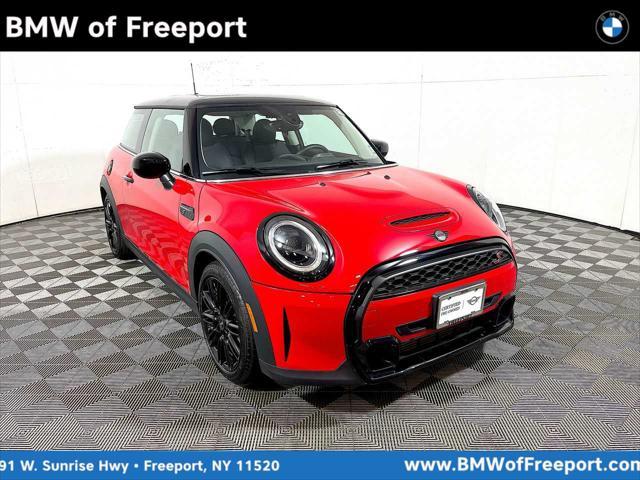 used 2024 MINI Hardtop car, priced at $31,943