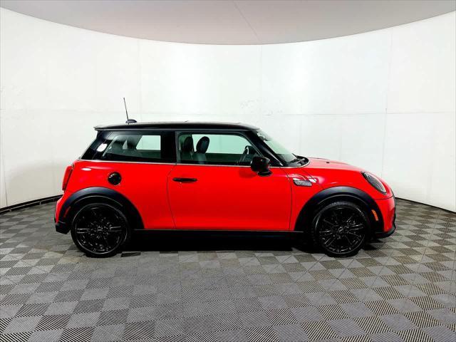 used 2024 MINI Hardtop car, priced at $31,943