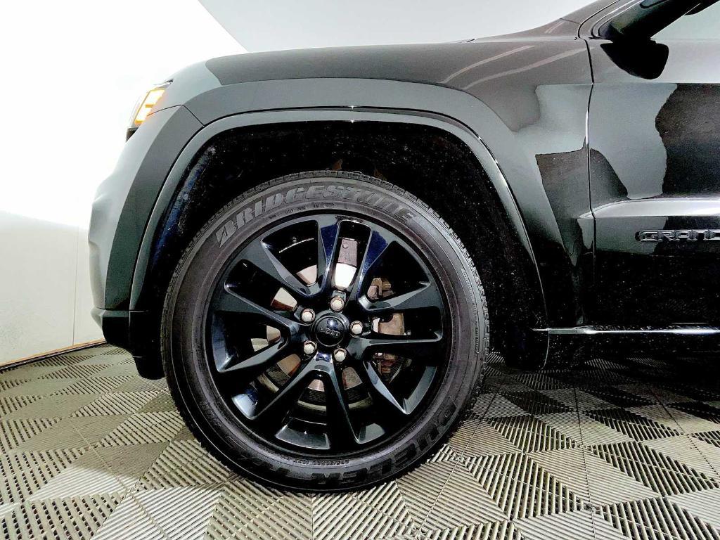 used 2018 Jeep Grand Cherokee car, priced at $19,943