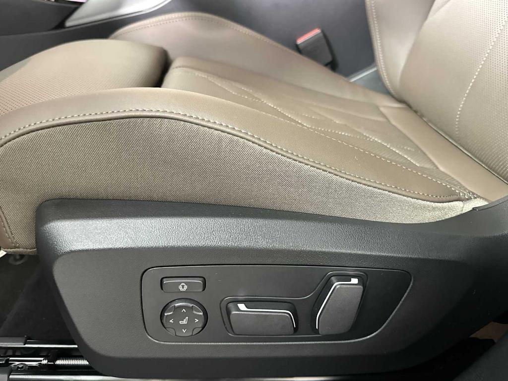 new 2025 BMW X3 car, priced at $52,525