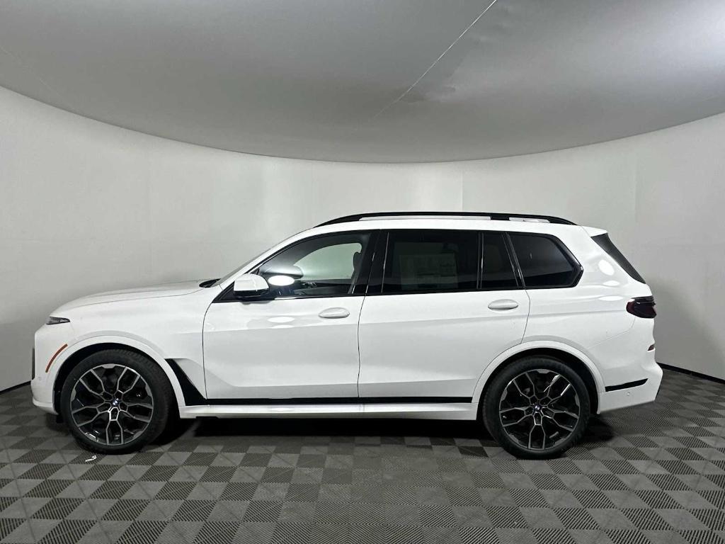 new 2026 BMW X7 car, priced at $106,800