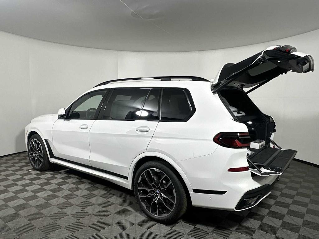new 2026 BMW X7 car, priced at $106,800