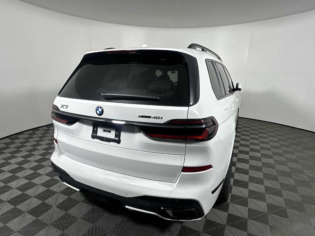 new 2026 BMW X7 car, priced at $106,800