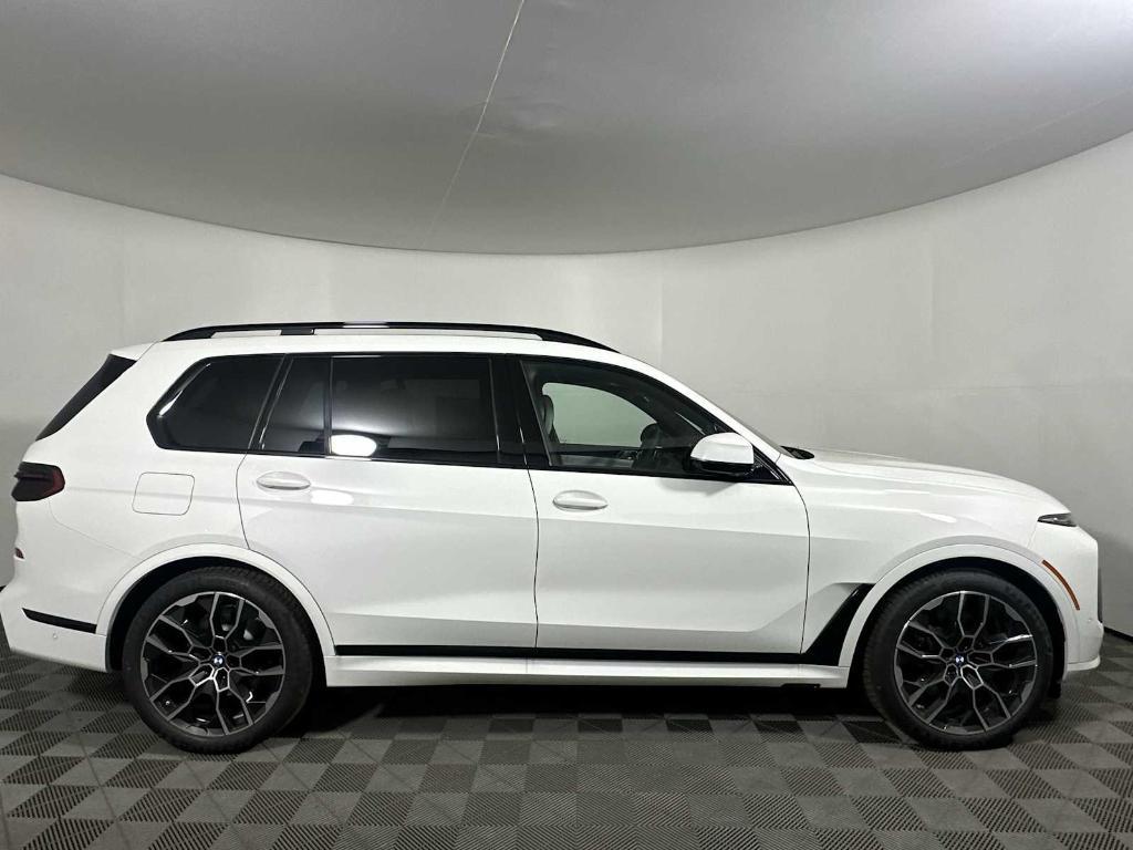 new 2026 BMW X7 car, priced at $106,800