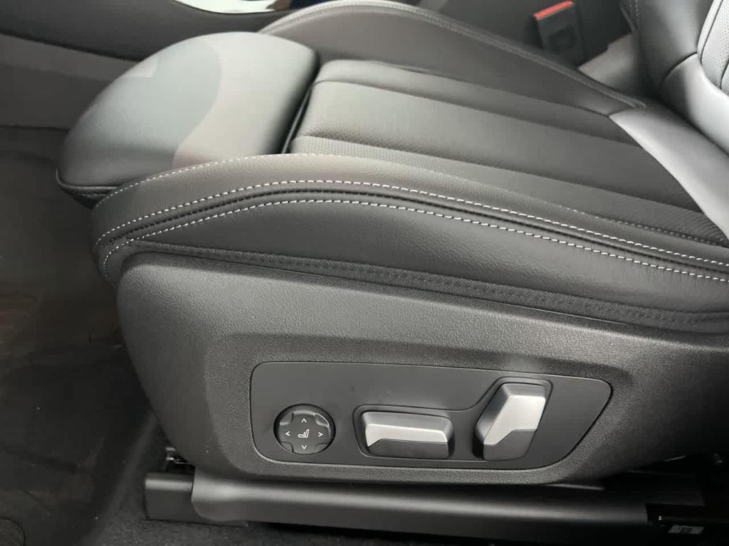 used 2022 BMW X3 car, priced at $35,943