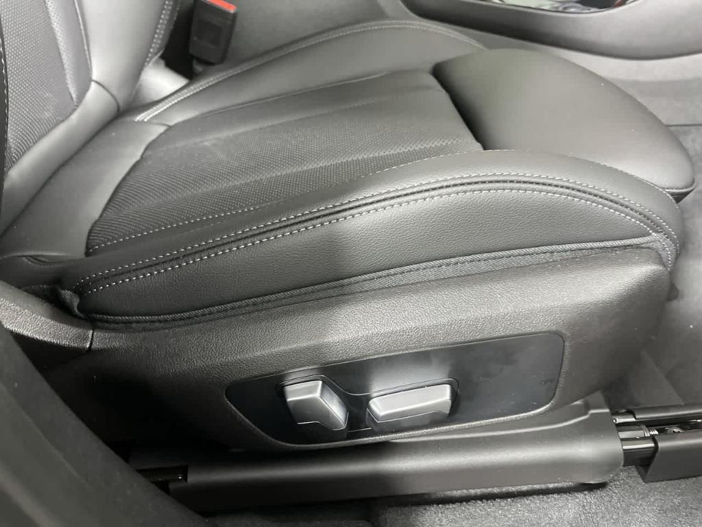 used 2022 BMW X3 car, priced at $35,943