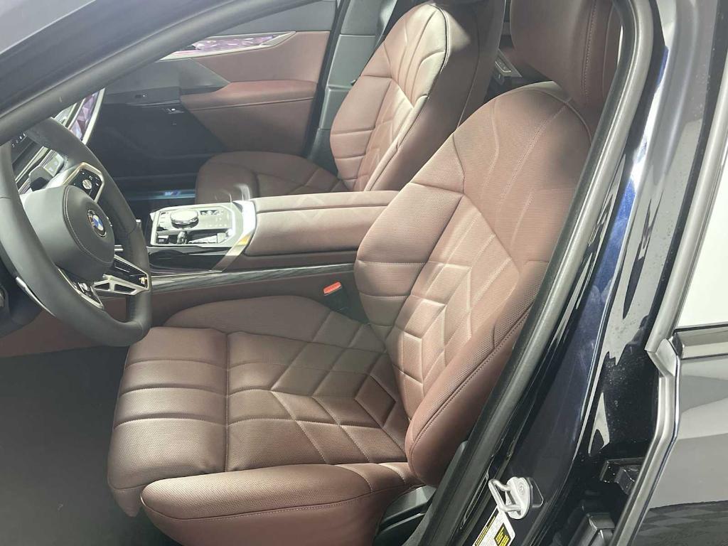 new 2025 BMW 760 car, priced at $130,125