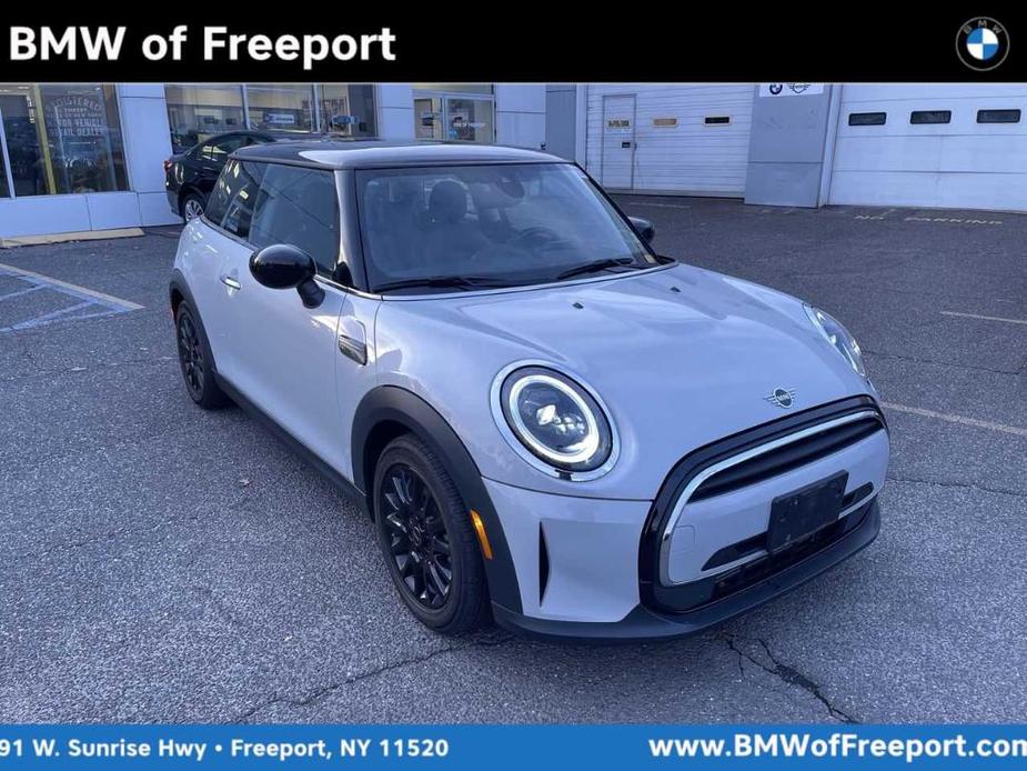 used 2022 MINI Hardtop car, priced at $21,943