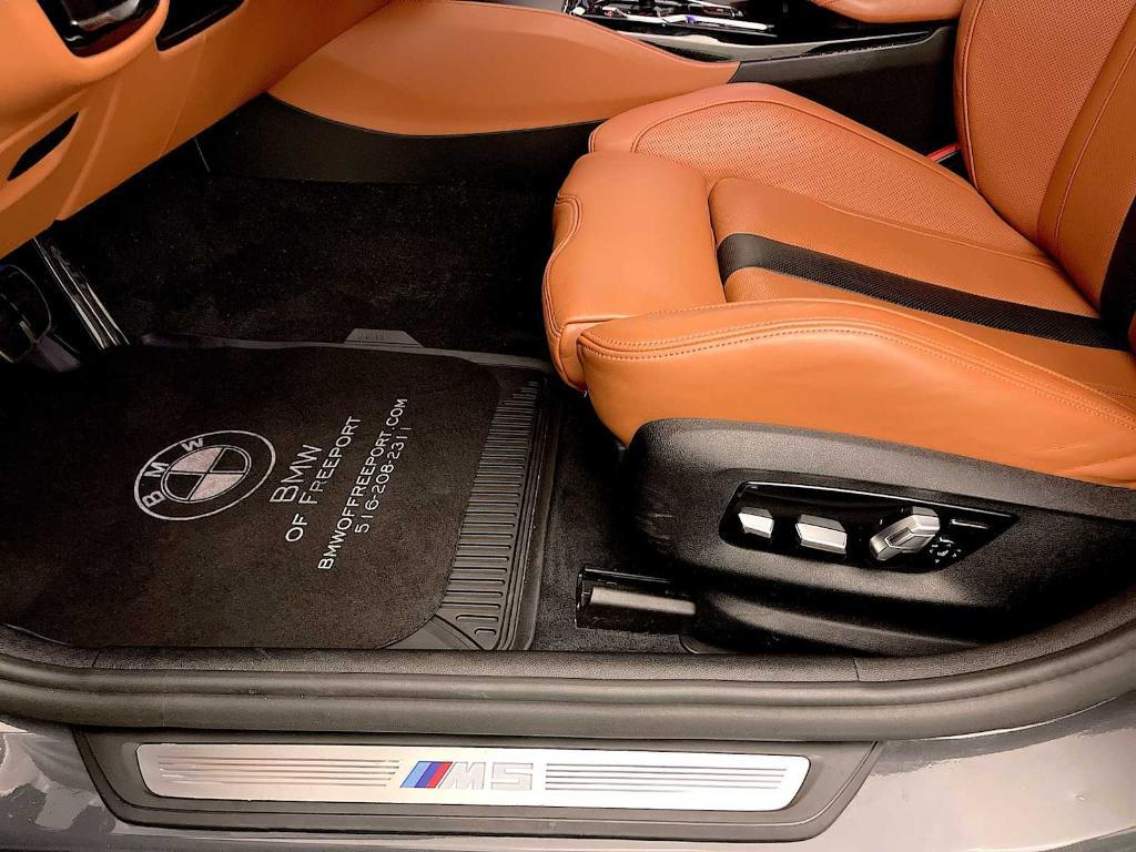 used 2022 BMW M5 car, priced at $81,998