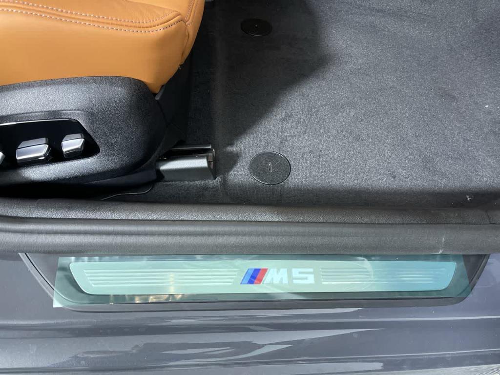 used 2022 BMW M5 car, priced at $83,943