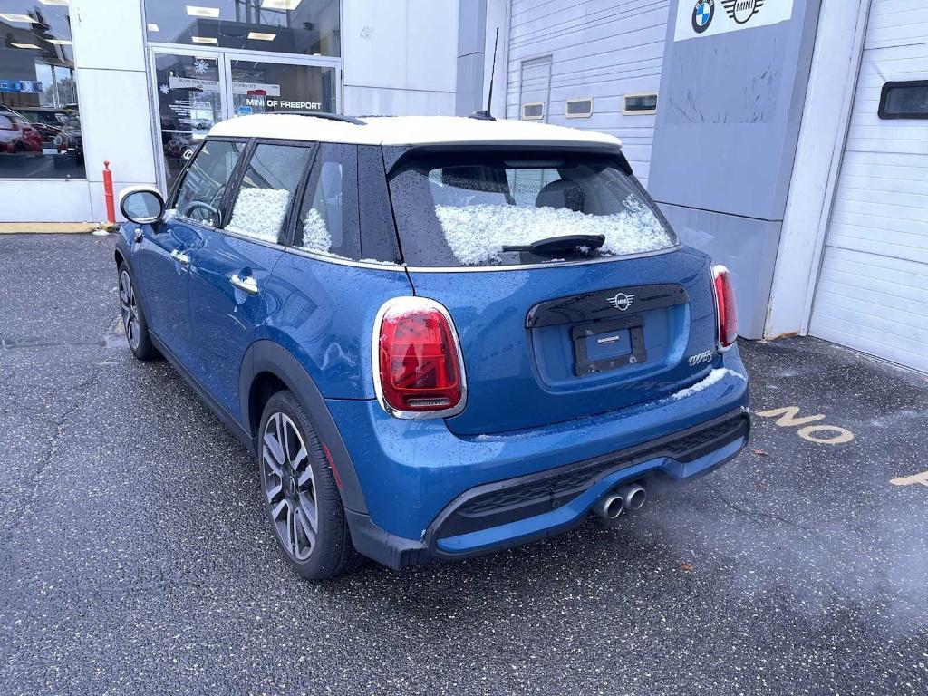 used 2022 MINI Hardtop car, priced at $24,943