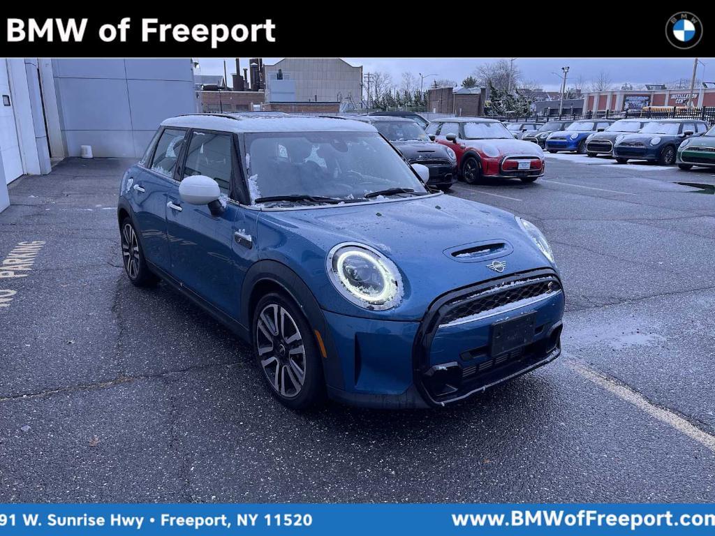 used 2022 MINI Hardtop car, priced at $24,943