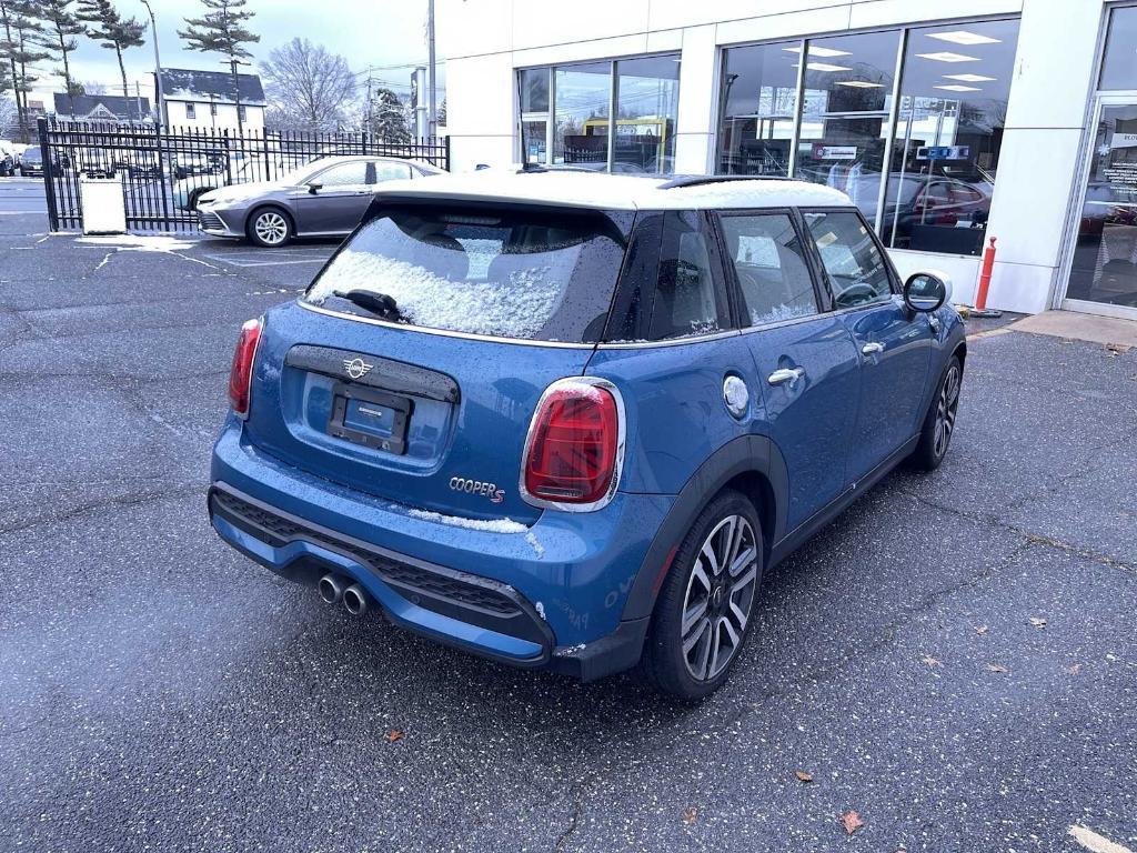 used 2022 MINI Hardtop car, priced at $24,943