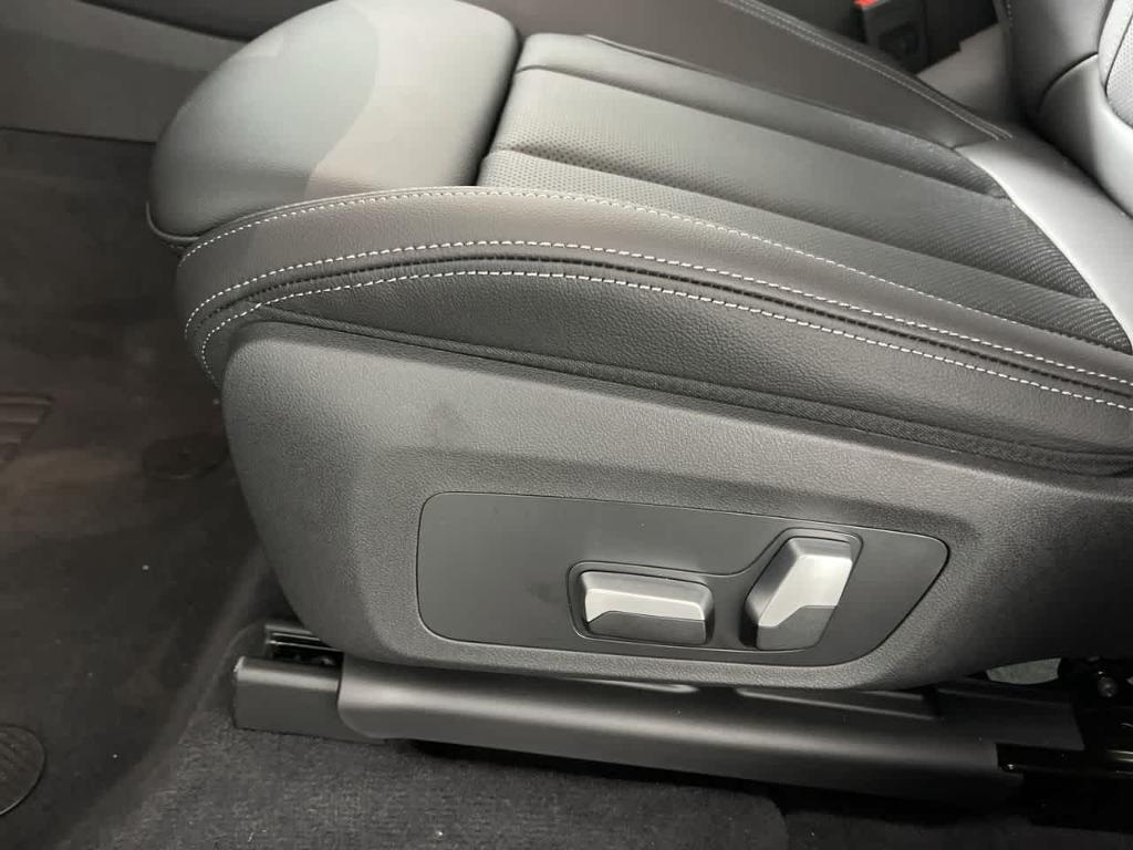 used 2022 BMW X3 car, priced at $34,943