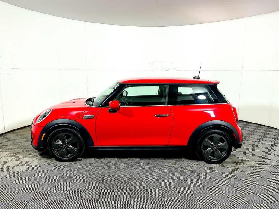 used 2022 MINI Hardtop car, priced at $23,459