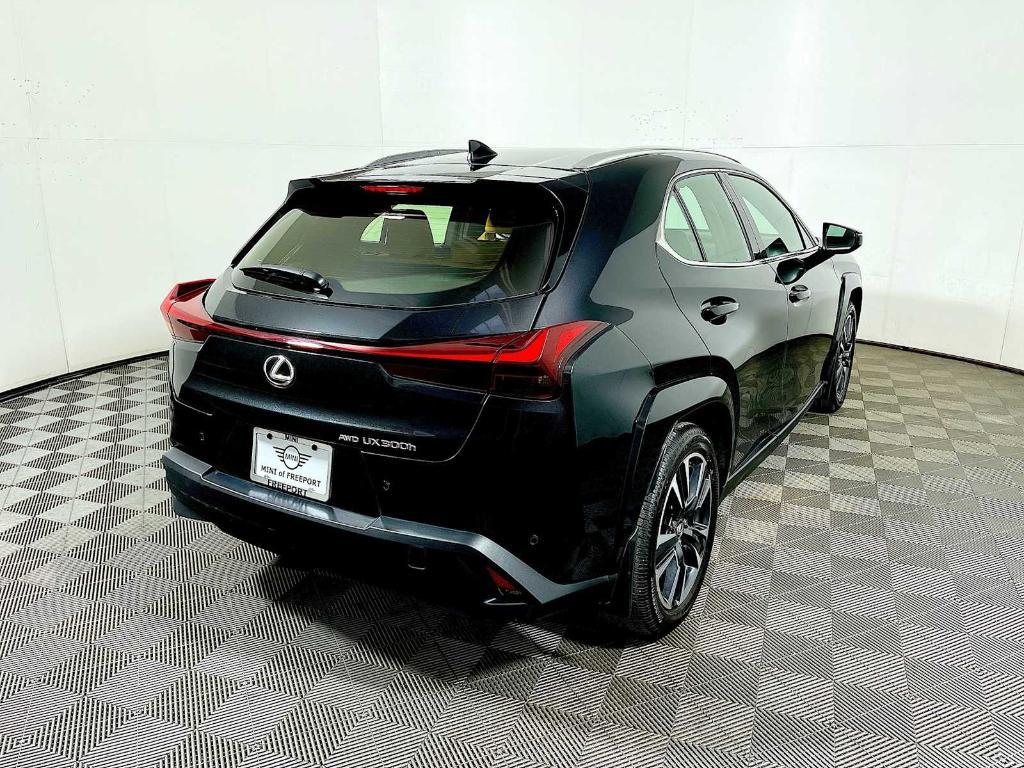 used 2025 Lexus UX 300h car, priced at $40,943