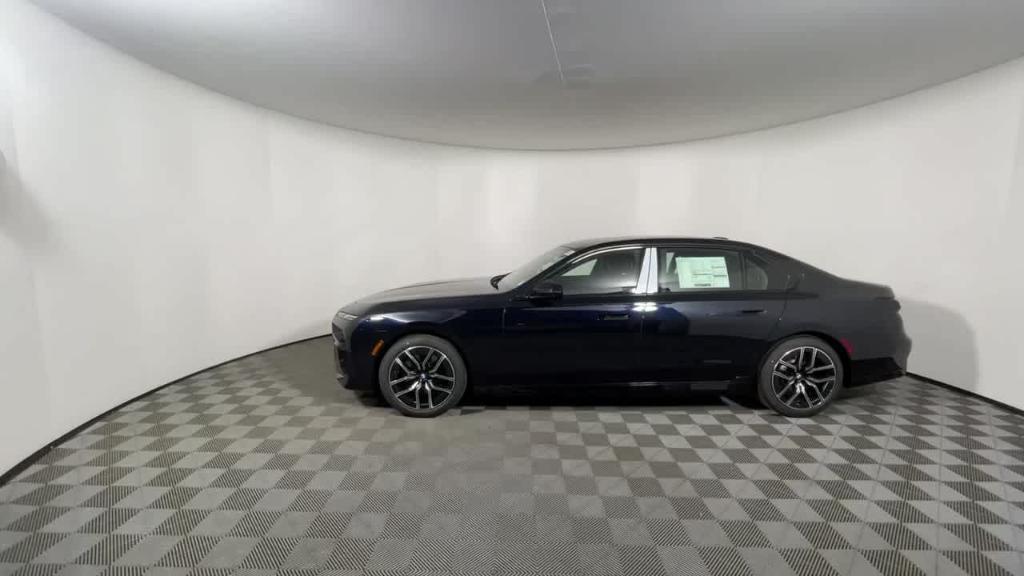 new 2024 BMW 760 car, priced at $125,390