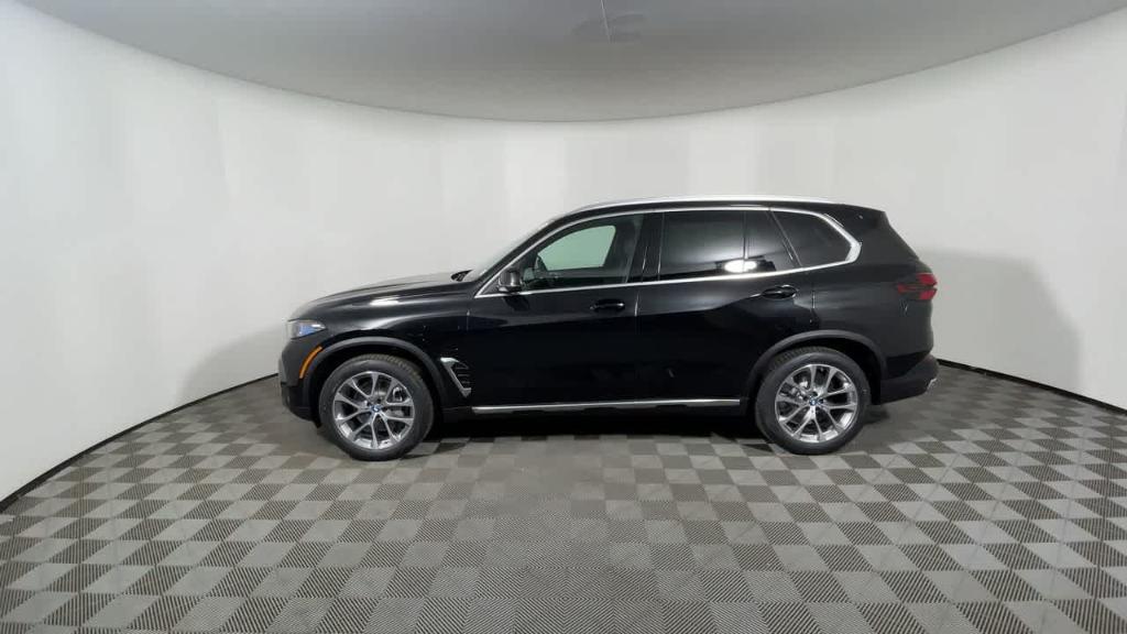 new 2025 BMW X5 PHEV car, priced at $75,775