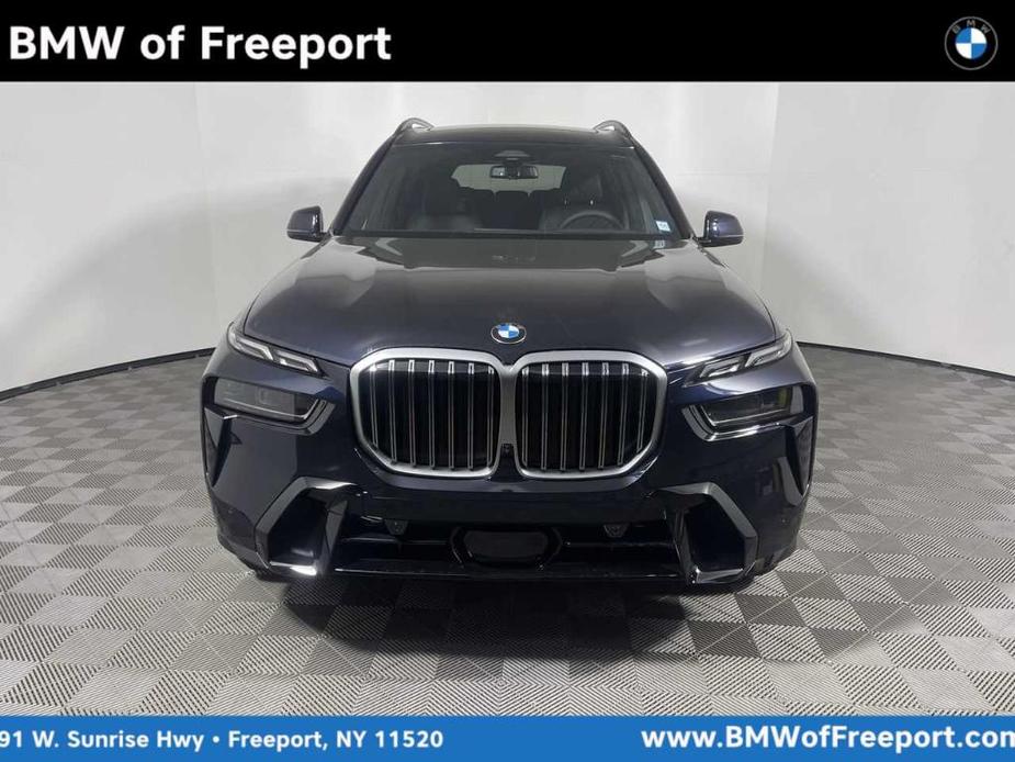 new 2025 BMW X7 car, priced at $91,745