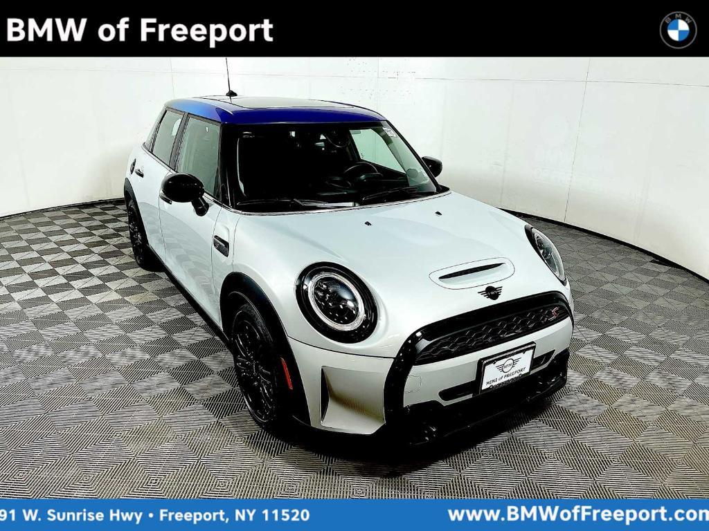 used 2023 MINI Hardtop car, priced at $25,943