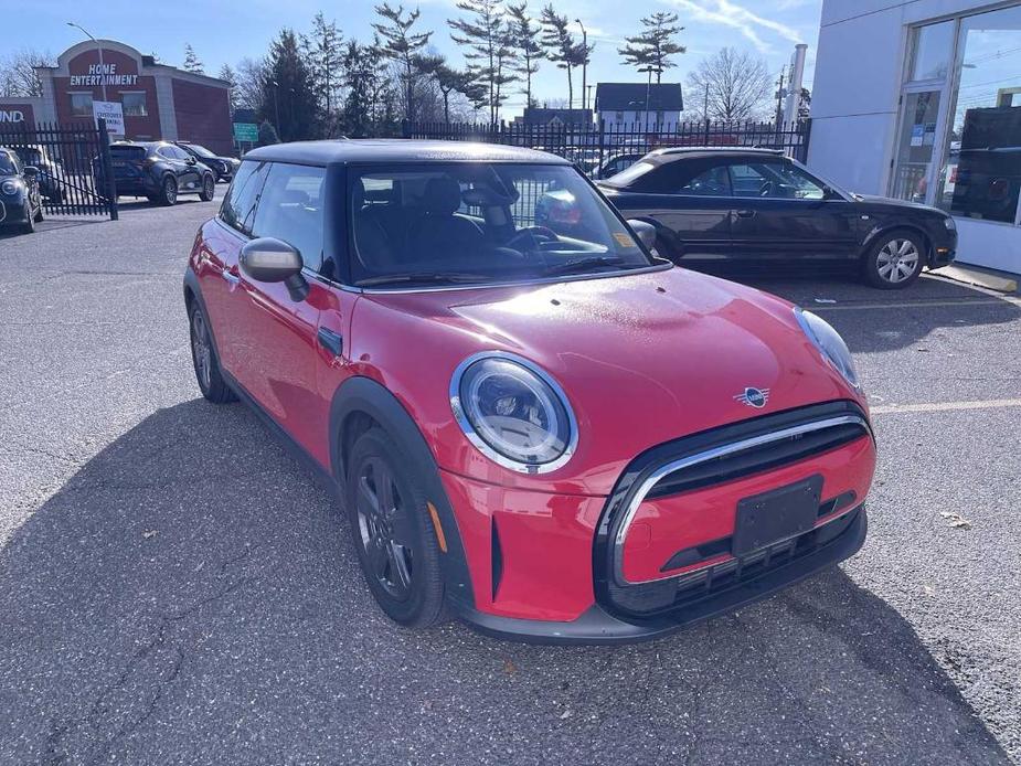 used 2024 MINI Hardtop car, priced at $26,943