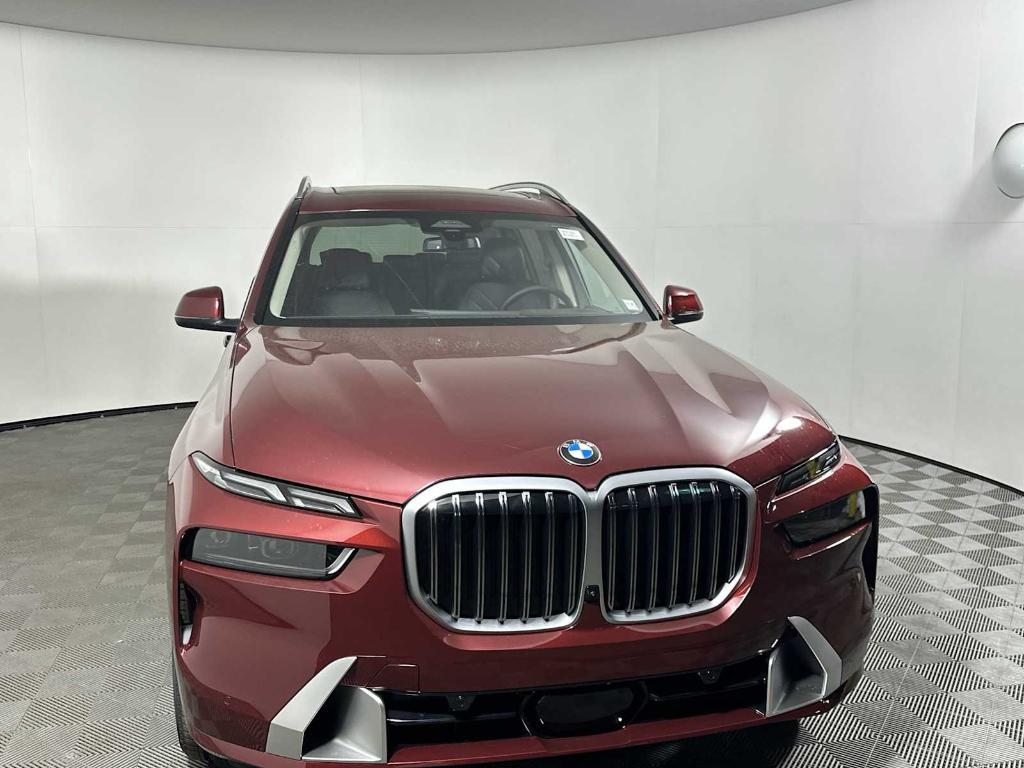 new 2026 BMW X7 car, priced at $89,660