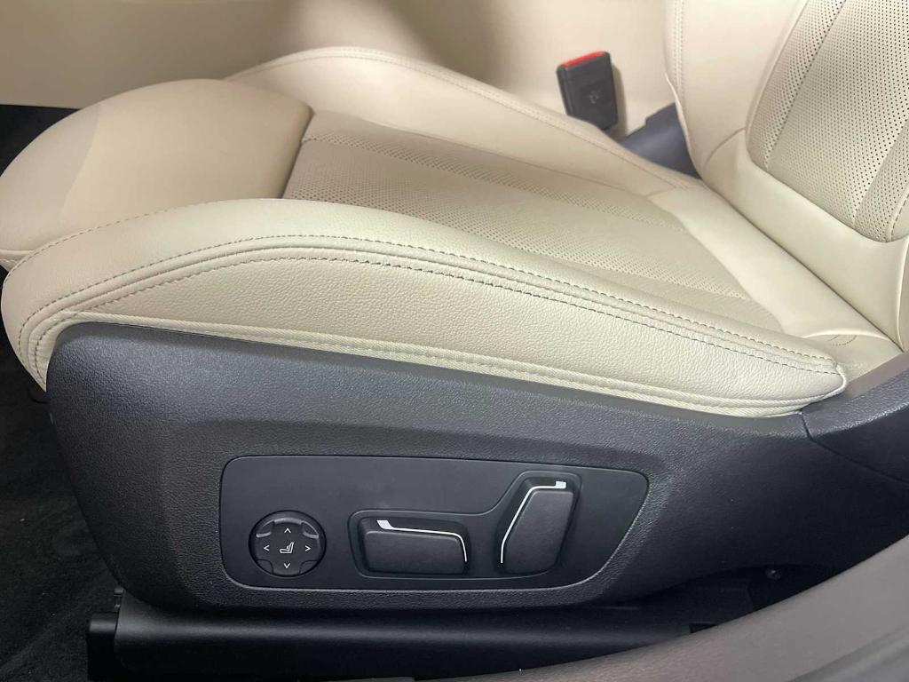 new 2025 BMW 330 car, priced at $51,595