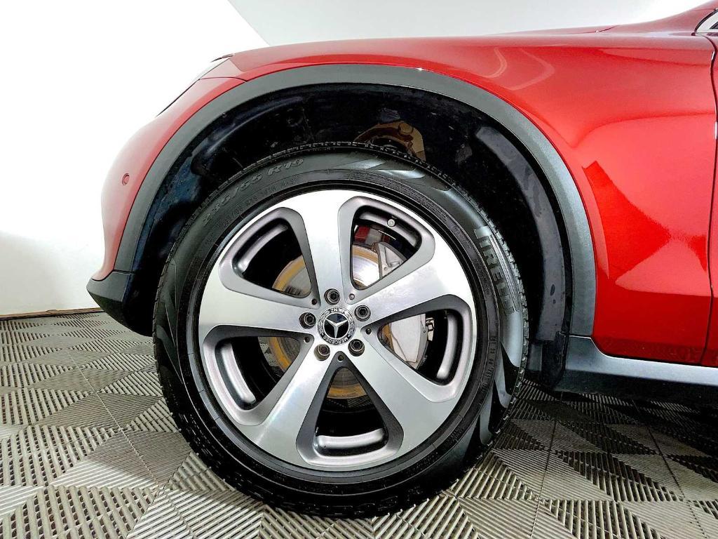 used 2018 Mercedes-Benz GLC 300 car, priced at $24,943