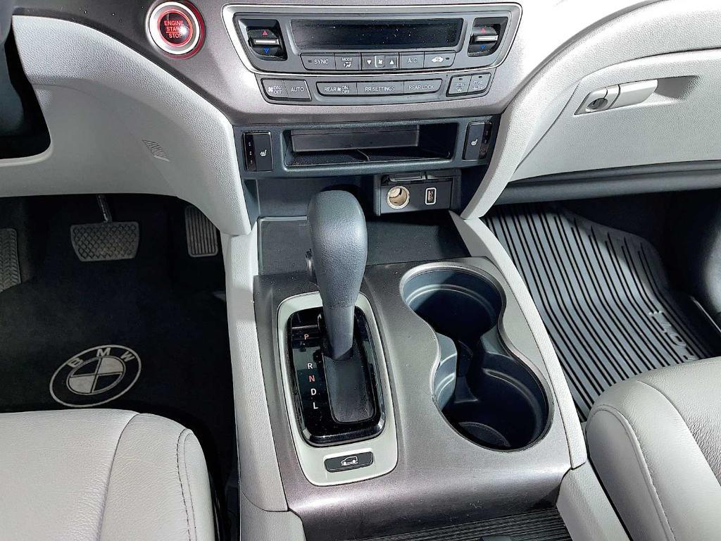 used 2020 Honda Pilot car, priced at $23,888