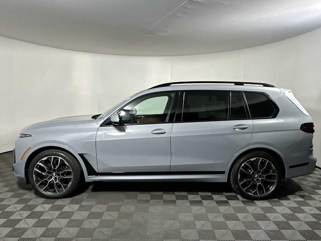 new 2026 BMW X7 car, priced at $100,225