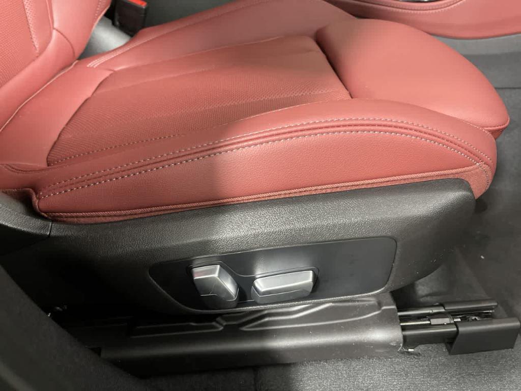 used 2023 BMW X4 car, priced at $38,943
