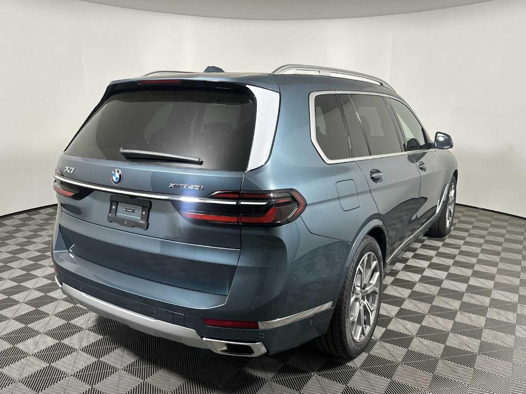 new 2026 BMW X7 car, priced at $89,425