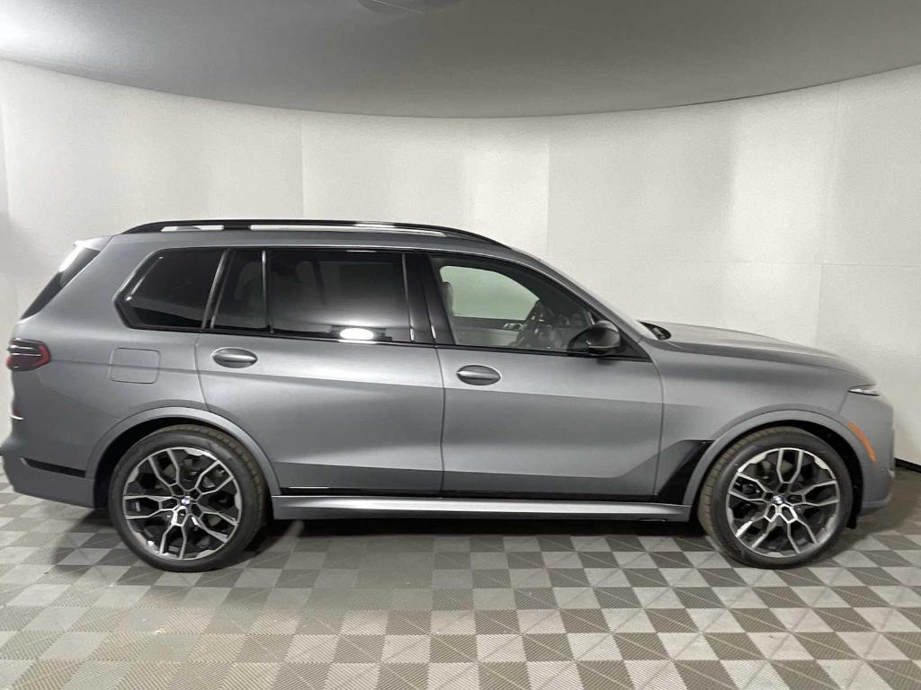 new 2026 BMW X7 car, priced at $131,125
