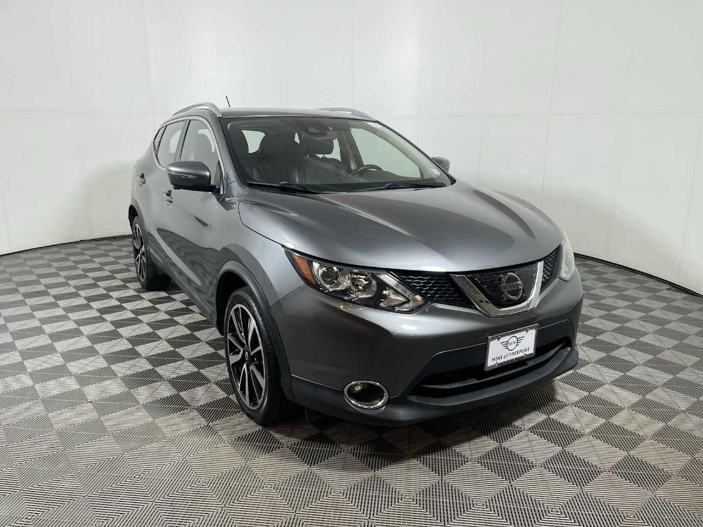 used 2019 Nissan Rogue Sport car, priced at $17,943